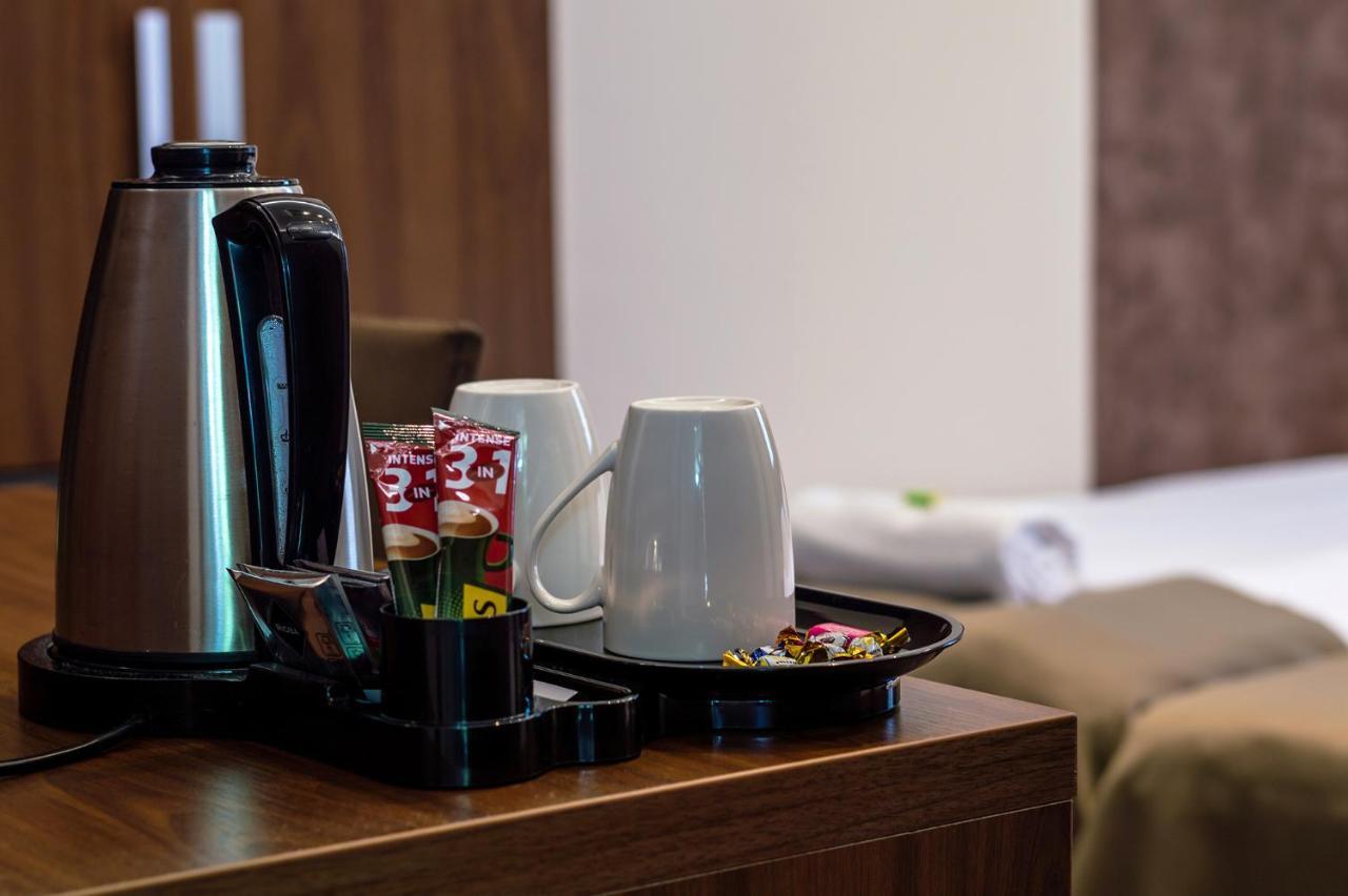 セゲド Ven Diofa De Lux Panzio Bed & Breakfast エクステリア 写真