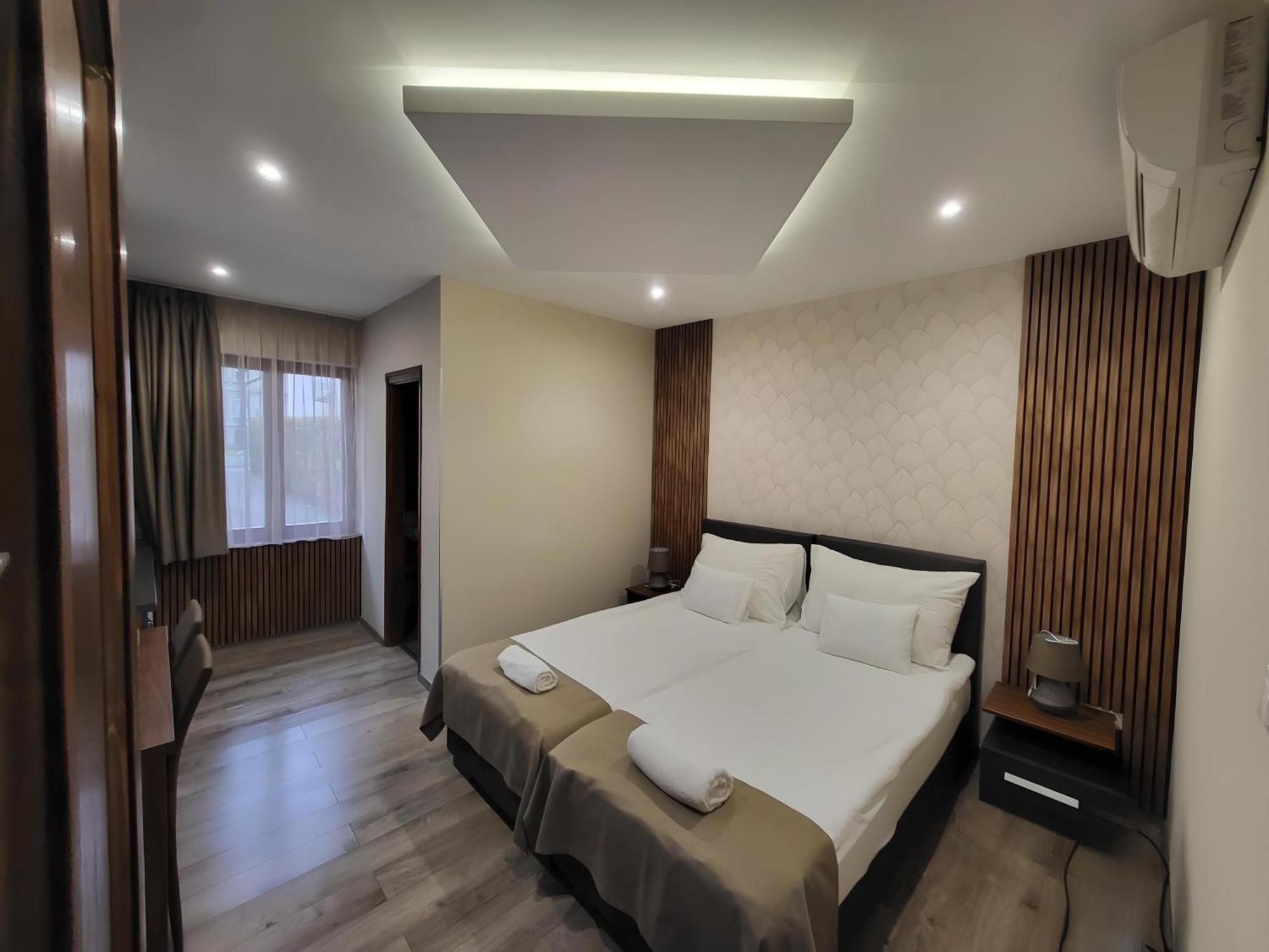 セゲド Ven Diofa De Lux Panzio Bed & Breakfast エクステリア 写真