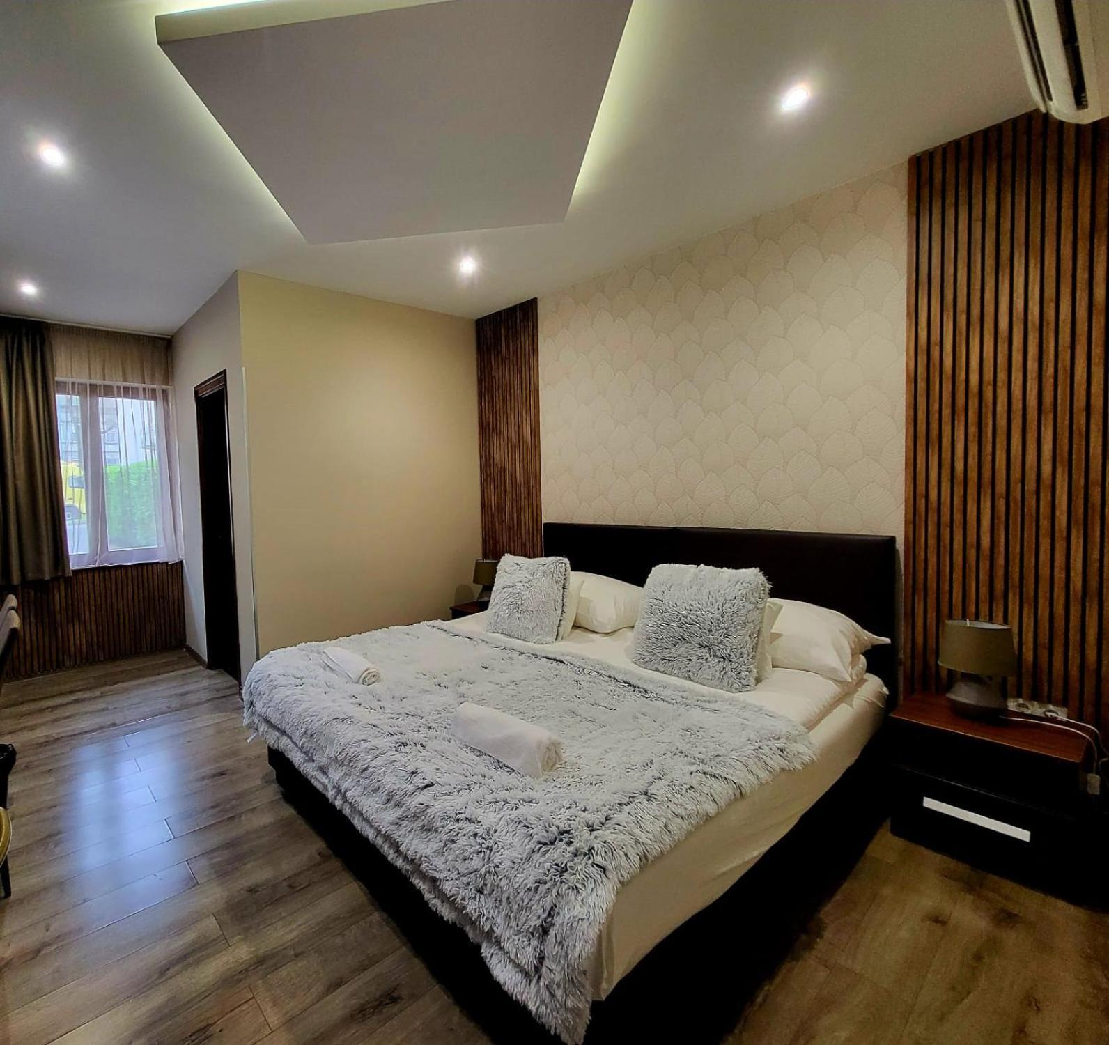 セゲド Ven Diofa De Lux Panzio Bed & Breakfast エクステリア 写真